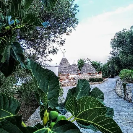 Trulli Monteallegro * Ceglie Messapica