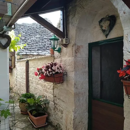 Trulli Monteallegro *