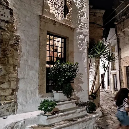Trulli Monteallegro * Ceglie Messapica
